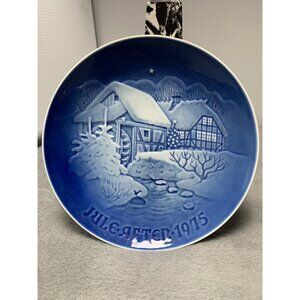 Bing & Grondahl 1975 Christmas Plate "Jul Ved Den Gamle Vandmolle" Blue Holiday